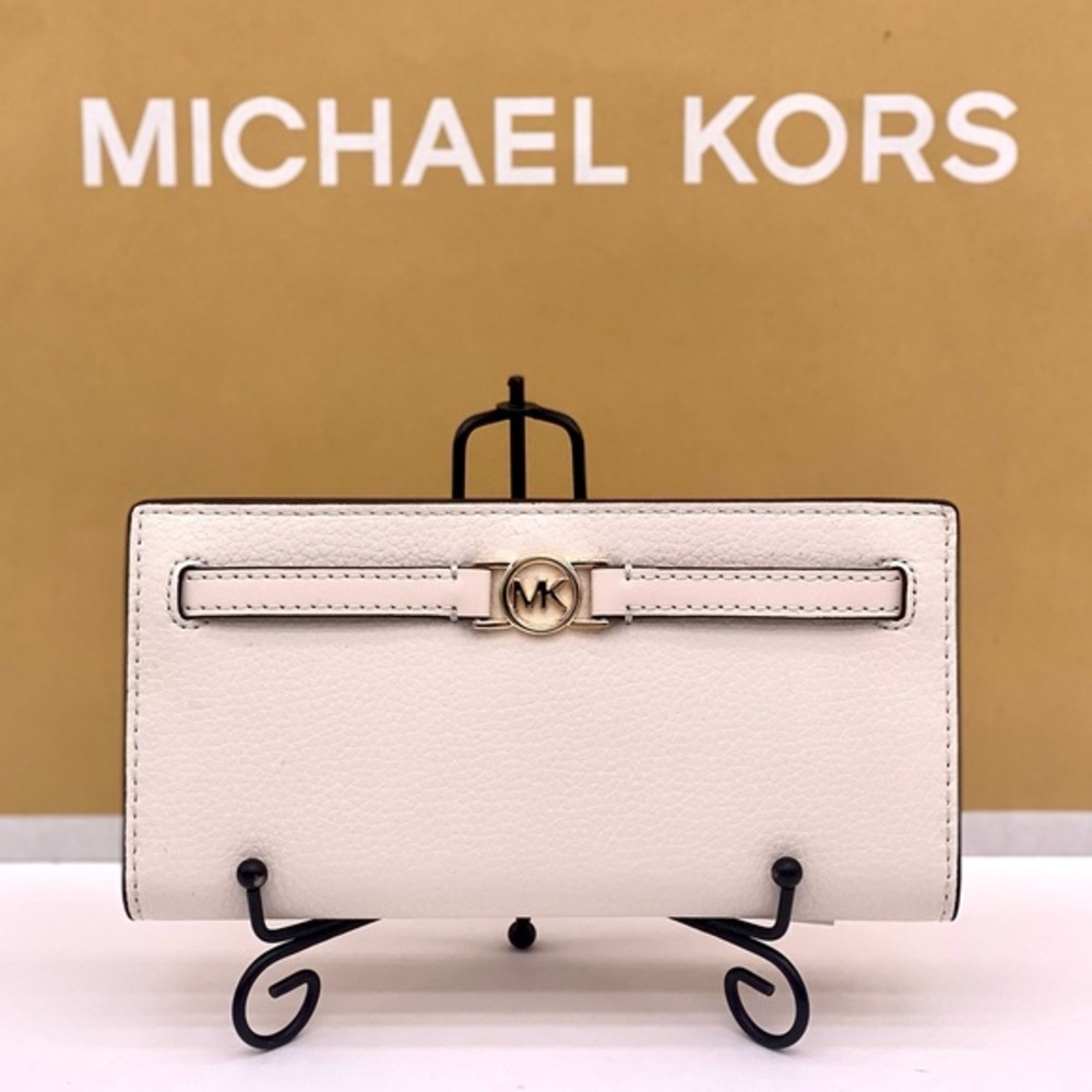 Michael Kors Reed Large Snap Bifold Wallet Light Cream - Picture 2 of 11